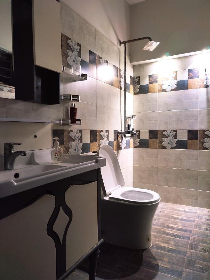 Fully Serviced Holiday Home Near Lahore Ring Road Eksteriør billede