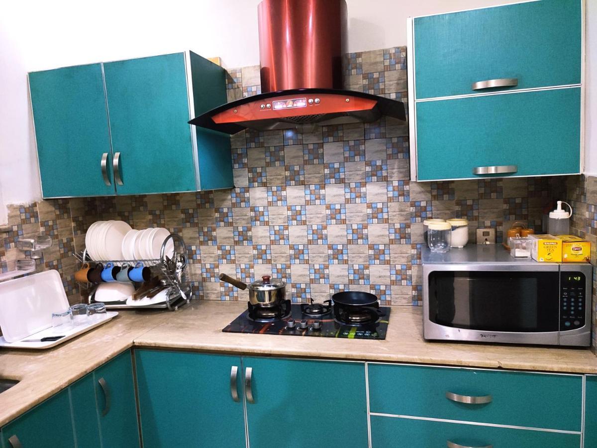 Fully Serviced Holiday Home Near Lahore Ring Road Eksteriør billede