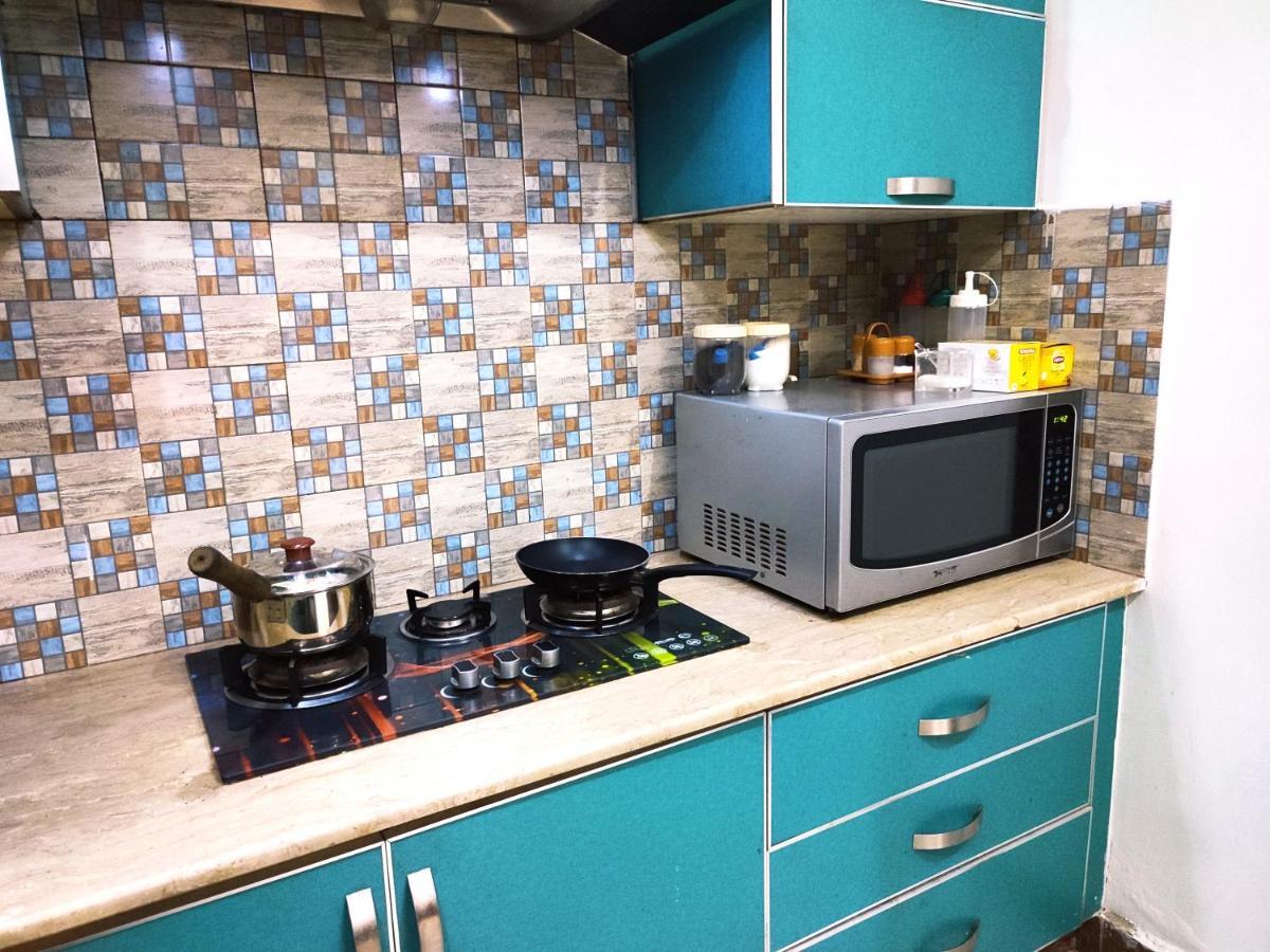 Fully Serviced Holiday Home Near Lahore Ring Road Eksteriør billede